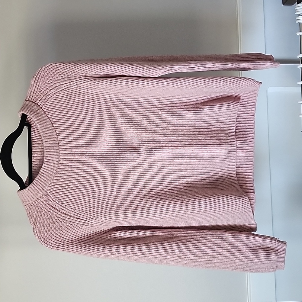Tahari pale pink sweater small